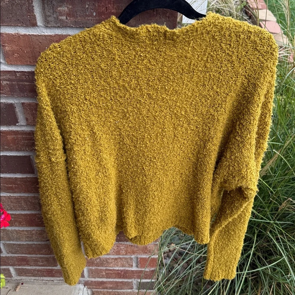 Free People Ladies S Finders Keepers Mustard Yellow V-Neck Sweater